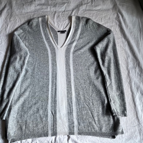 Vince Vertical Stripe Cashmere Sweater (NWOT) - Picture 5 of 9